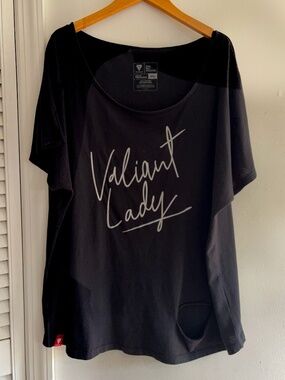 Virgin Voyages Valiant Lady Distressed Cut Up T Shirt XXL Black Cruise Graphic
